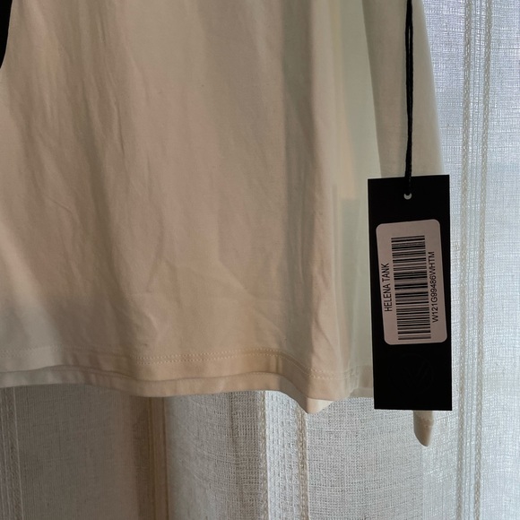 Savvi workout tank top - Picture 4 of 4